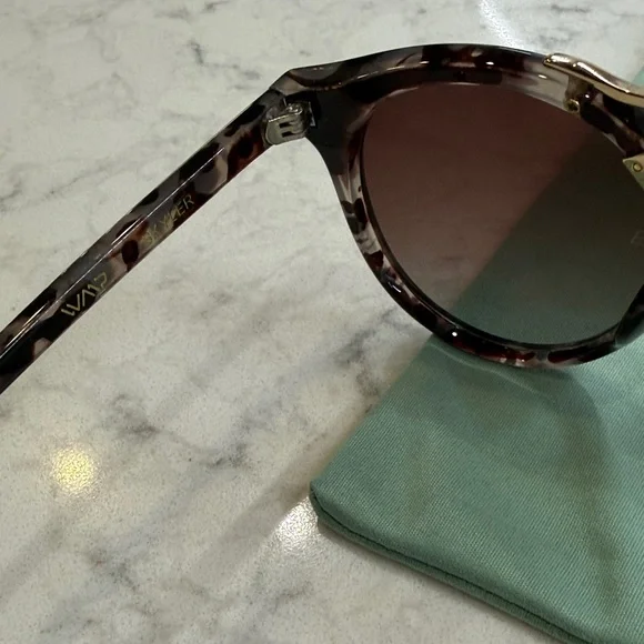 WMP Tortoise Sunglasses, Very trendy & cute!! - Picture 6 of 7